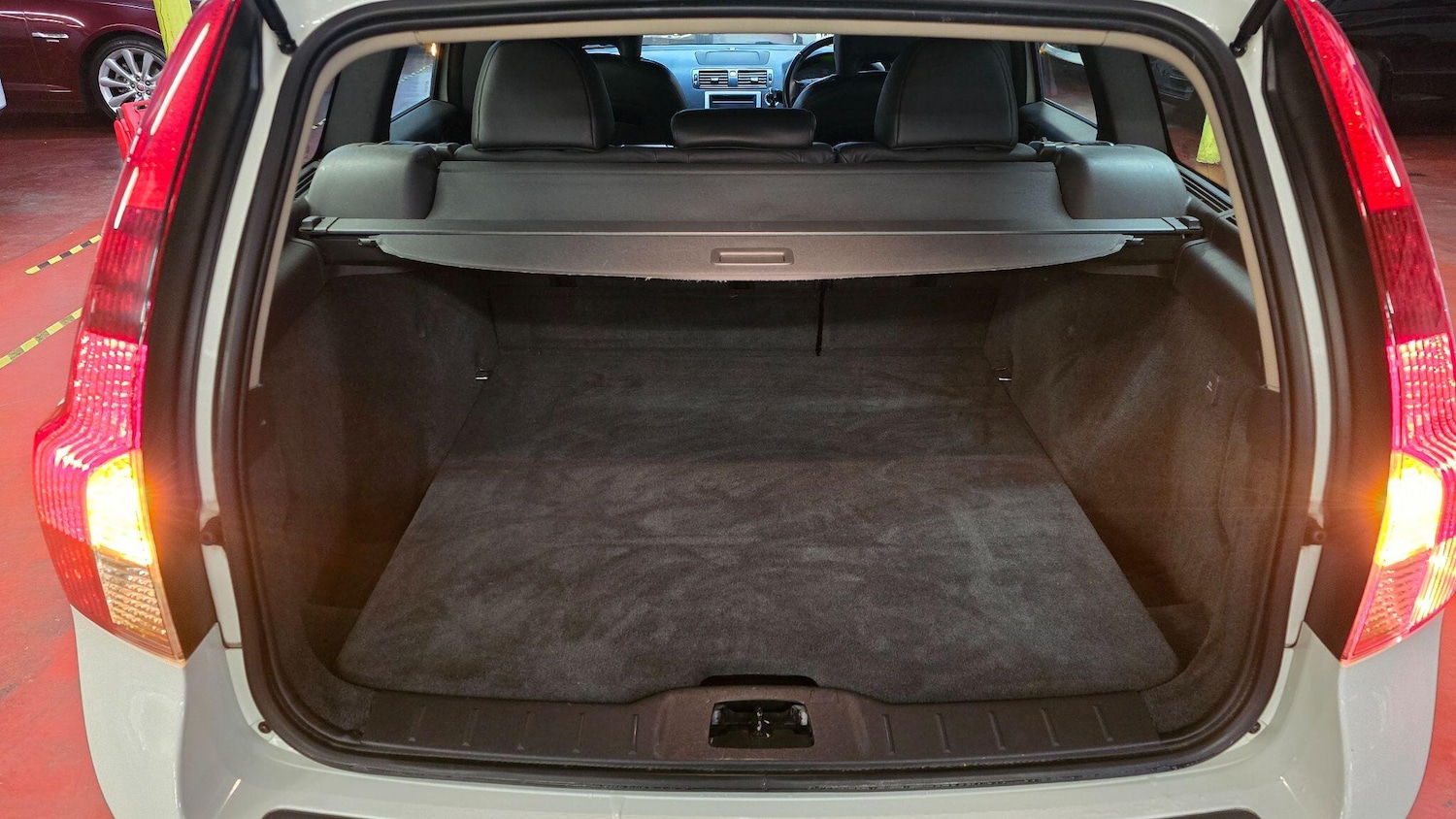 Used Volvo V50 for sale - 77131133: Photo 20