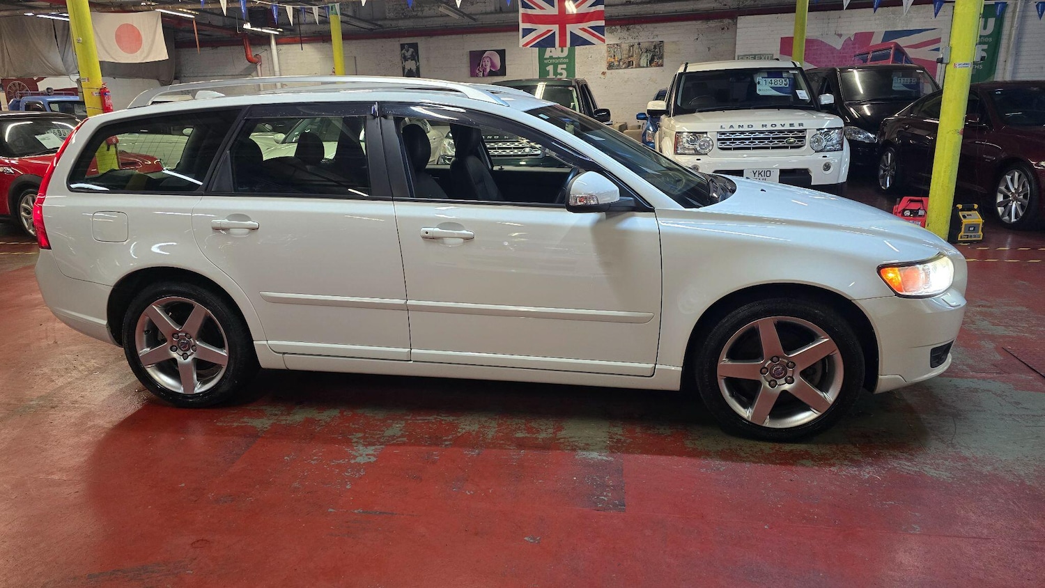 Used Volvo V50 for sale - 77131133: Photo 33