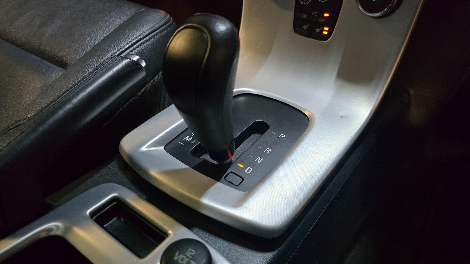 Used Volvo V50 for sale - 77131133: Photo 9