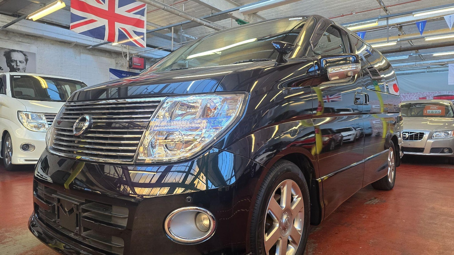 Used Nissan Elgrand for sale - 77238379: Photo 29