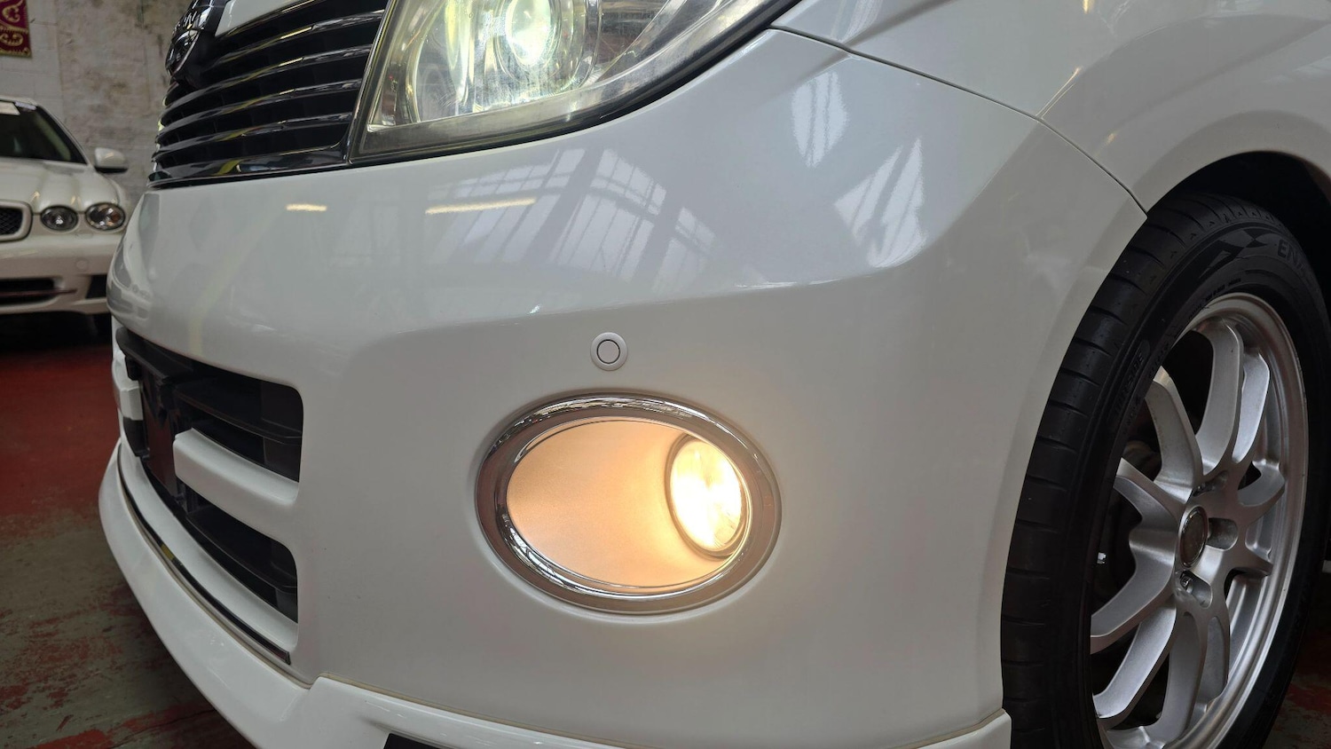 Used Nissan Elgrand for sale - 77537975: Photo 35