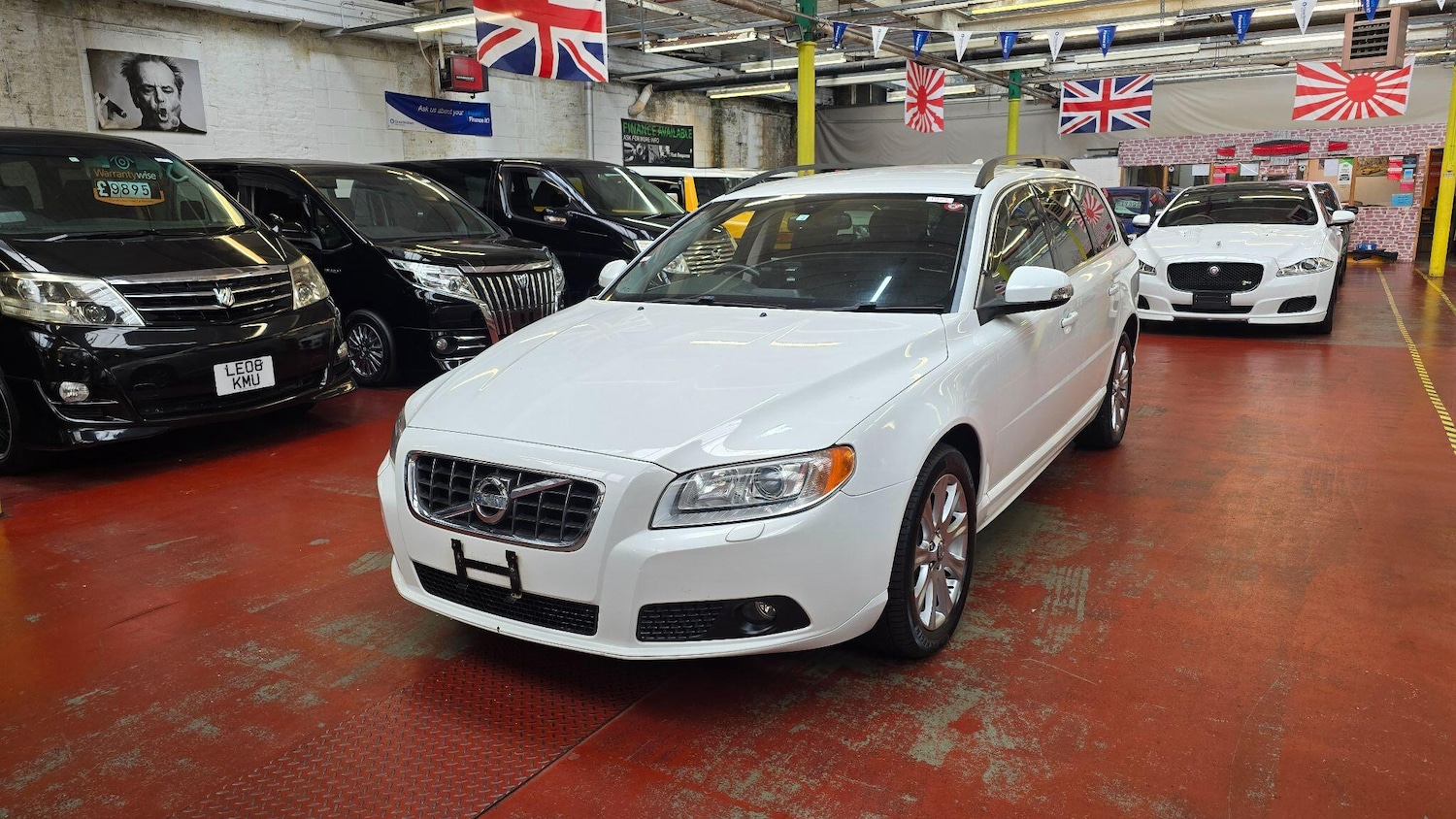 Used Volvo V70 2025 for sale - 77109132: Photo 25