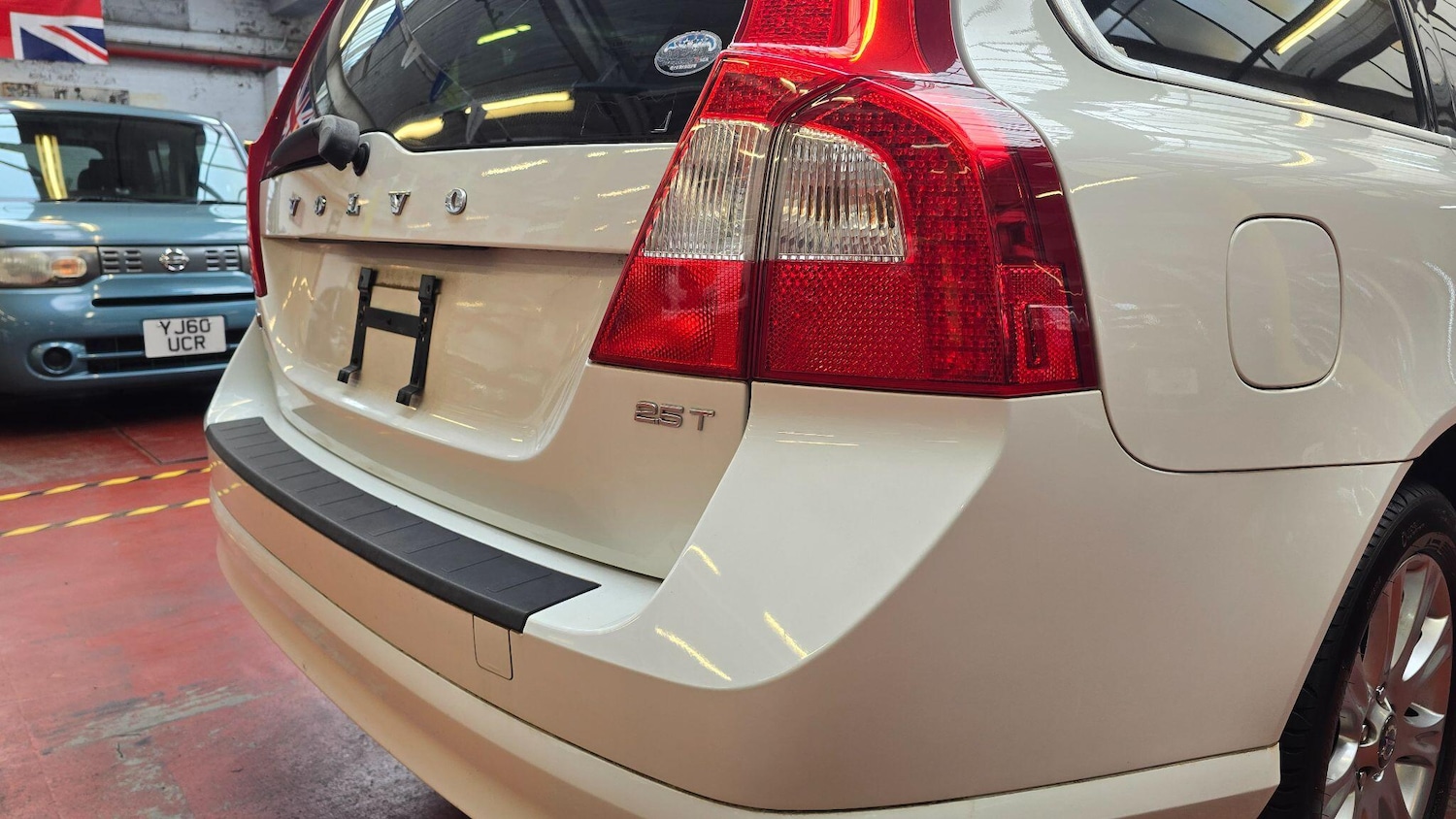 Used Volvo V70 2025 for sale - 77109132: Photo 35