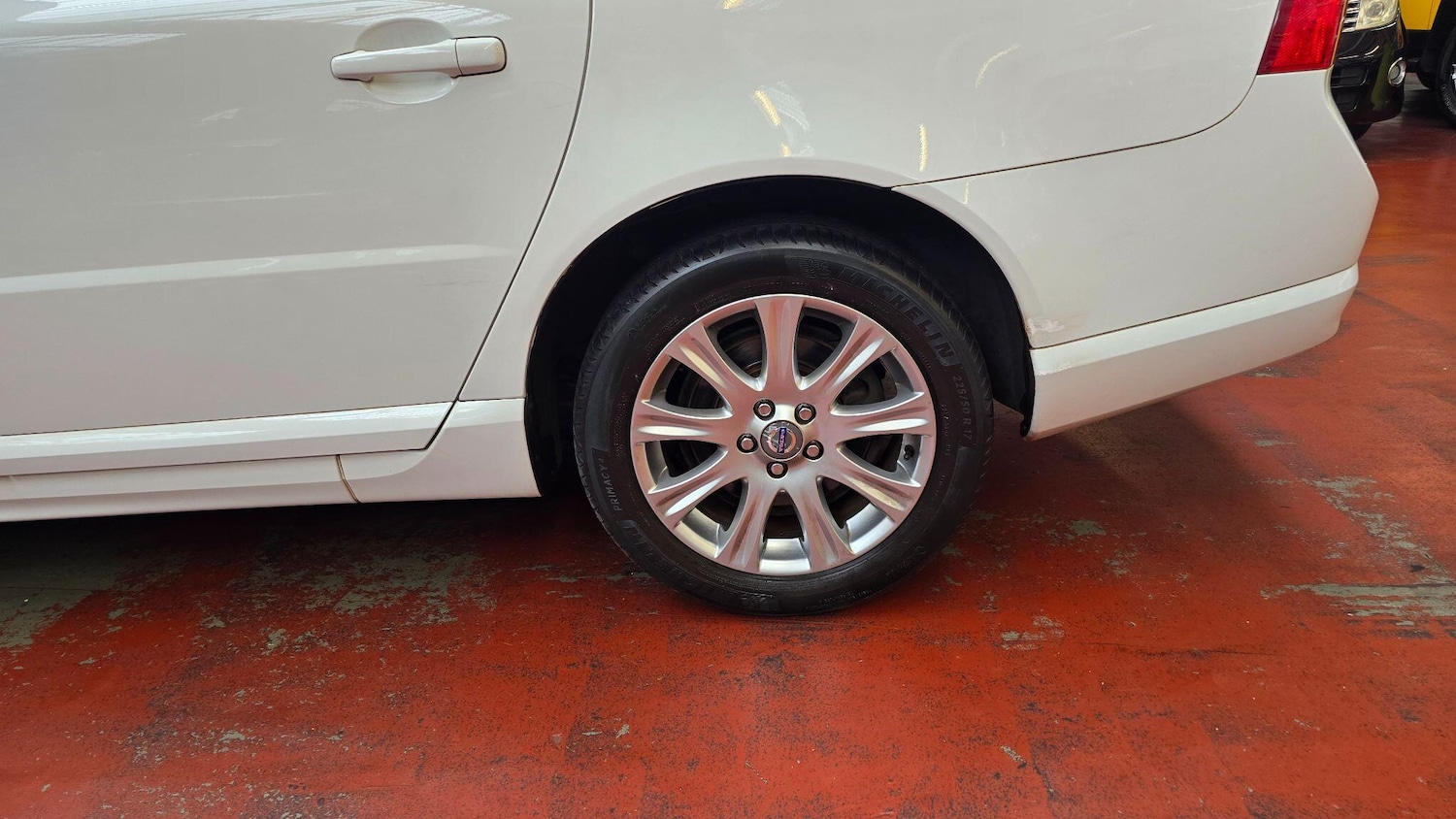 Used Volvo V70 2025 for sale - 77109132: Photo 40