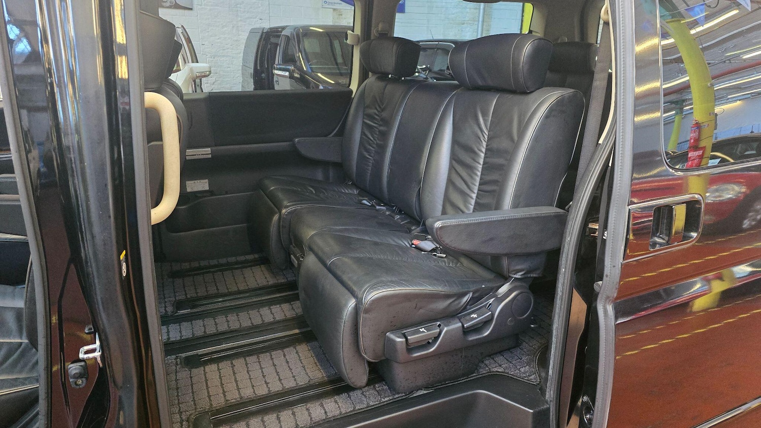 Used Nissan Elgrand 2026 for sale - 77538596: Photo 22