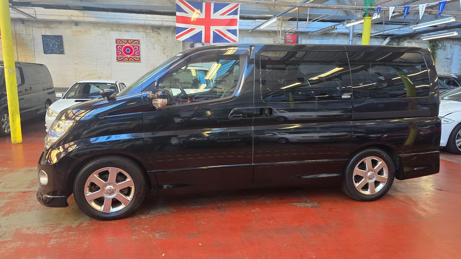 Used Nissan Elgrand 2026 for sale - 77538596: Photo 33