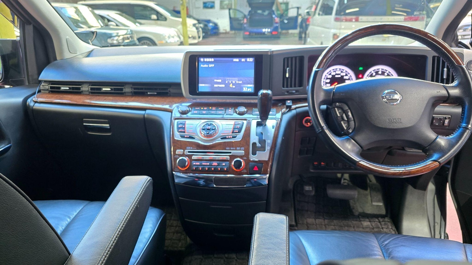 Used Nissan Elgrand 2026 for sale - 77538596: Photo 4