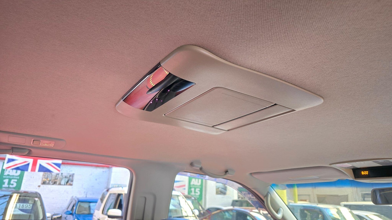 Used Nissan Elgrand 2026 for sale - 77538596: Photo 8