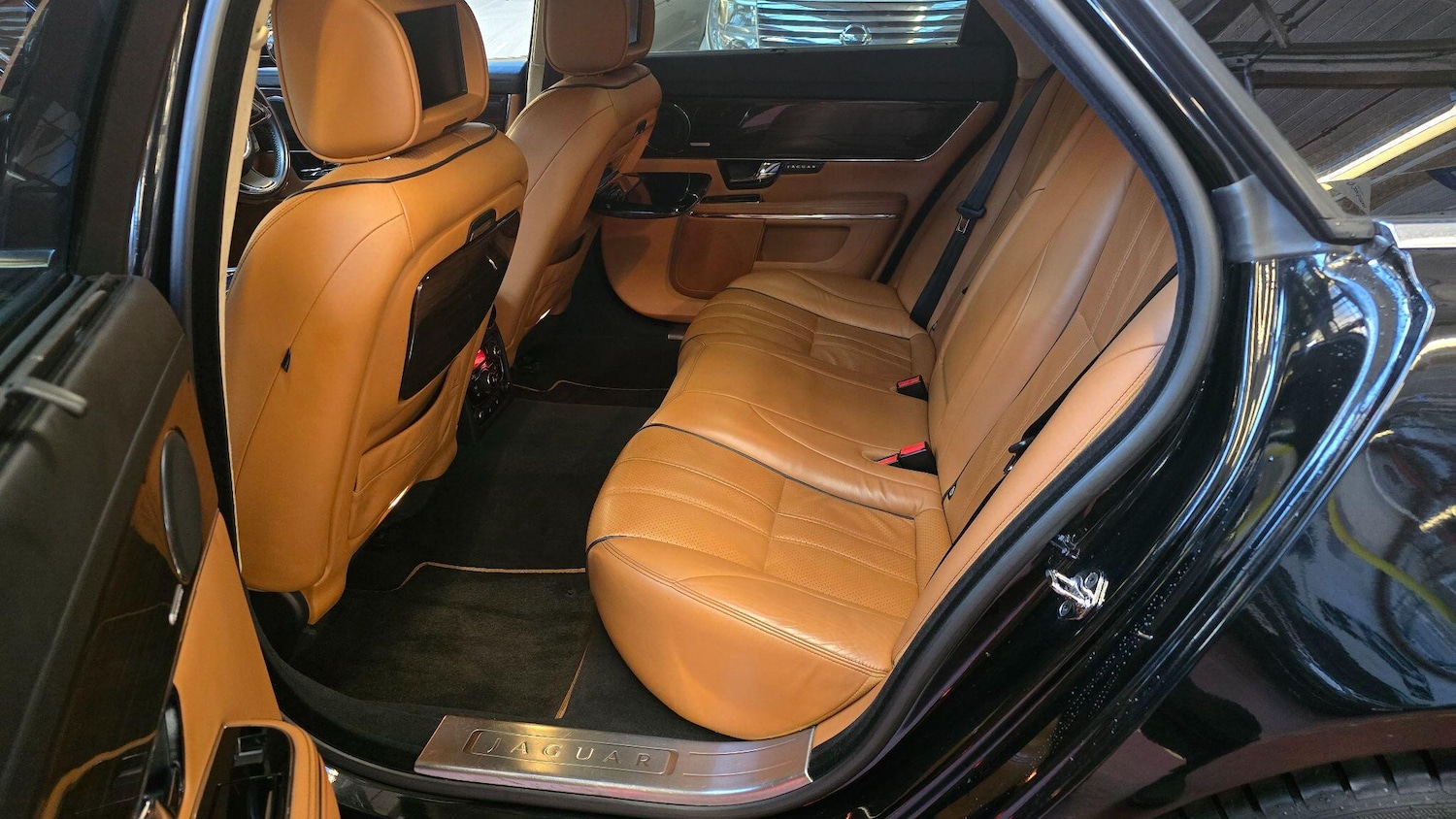 Used Jaguar XJ for sale - 77190999: Photo 30