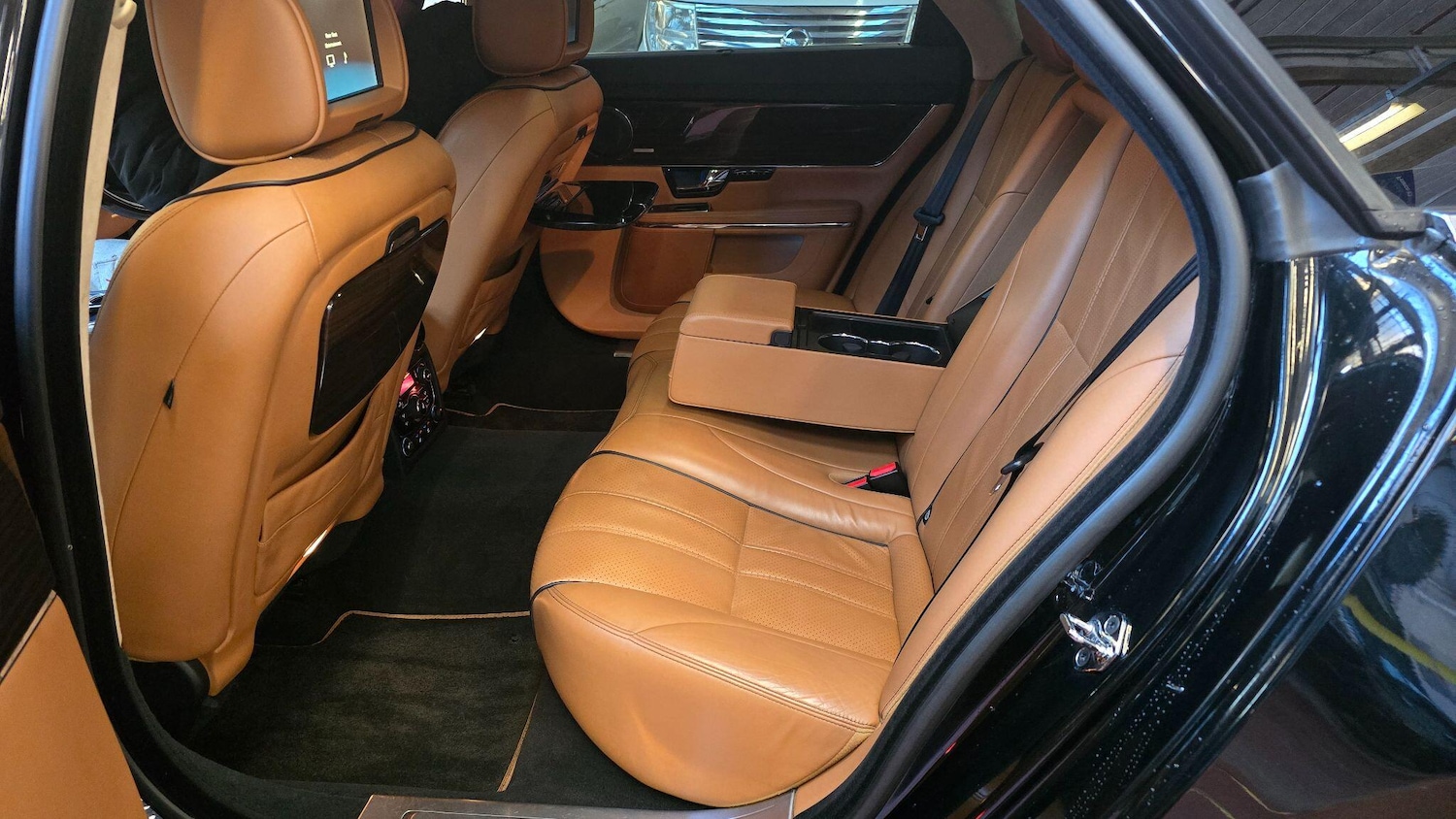 Used Jaguar XJ for sale - 77190999: Photo 31