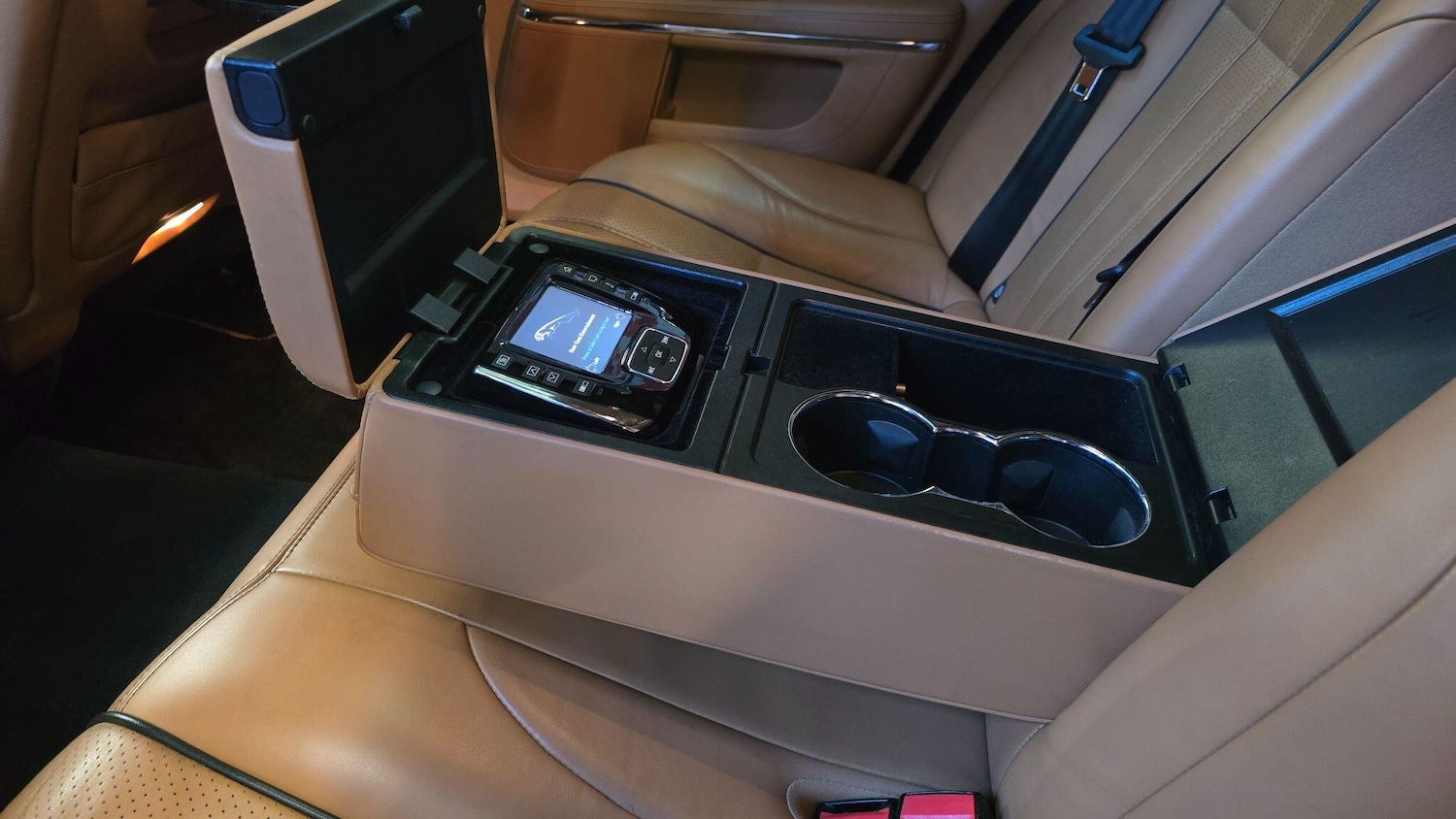 Used Jaguar XJ for sale - 77190999: Photo 33