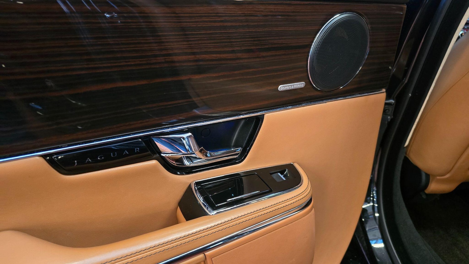 Used Jaguar XJ for sale - 77190999: Photo 38