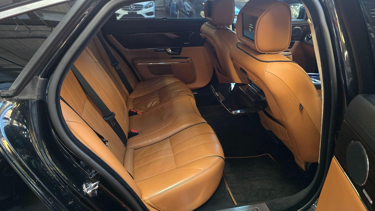 Used Jaguar XJ for sale - 77190999: Photo 6