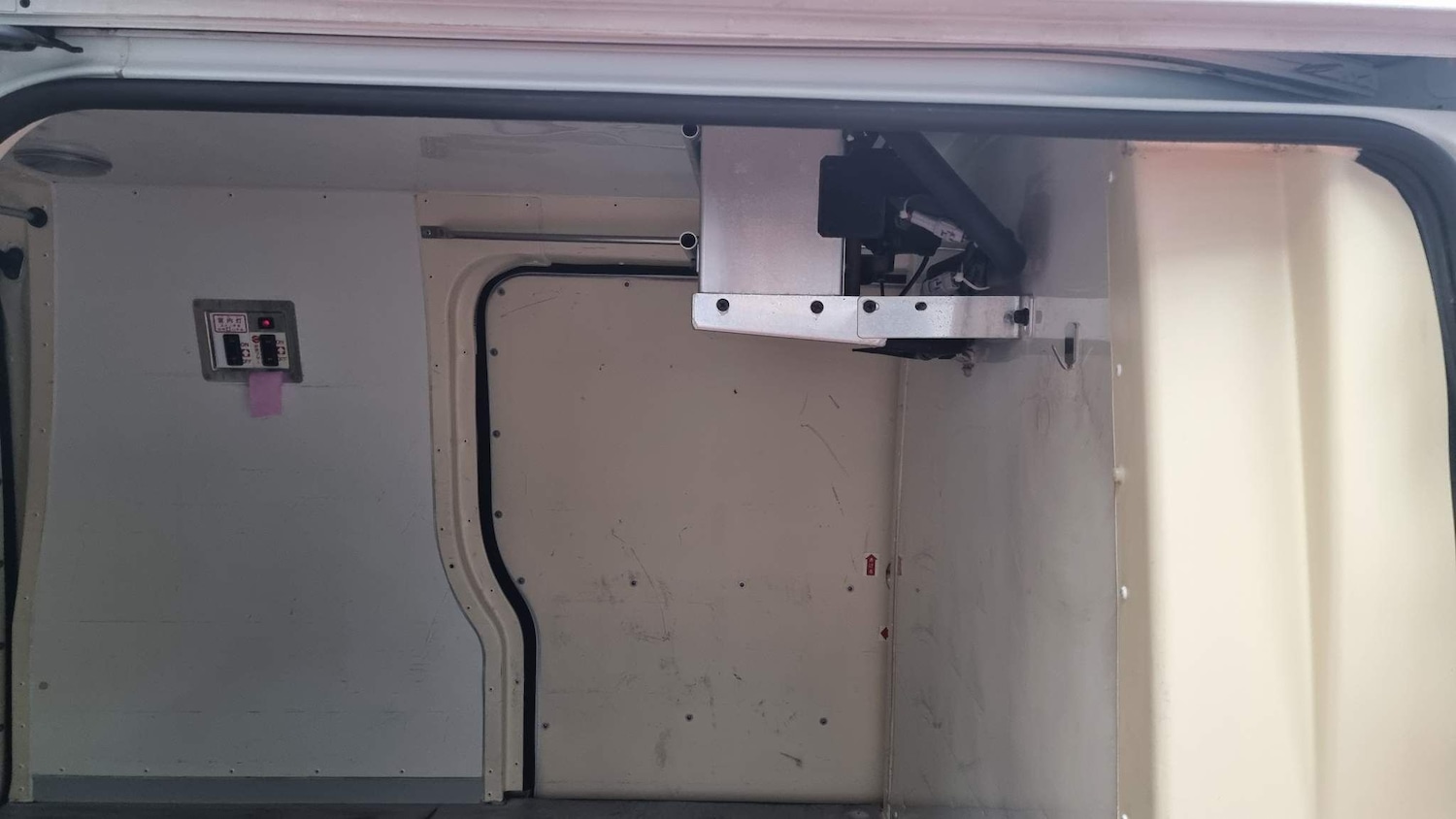 Used Daihatsu Hijet 2013 for sale - 76158825: Photo 18