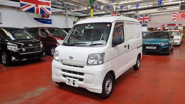 Used Daihatsu Hijet 2023 for sale - 76158825: Photo 1