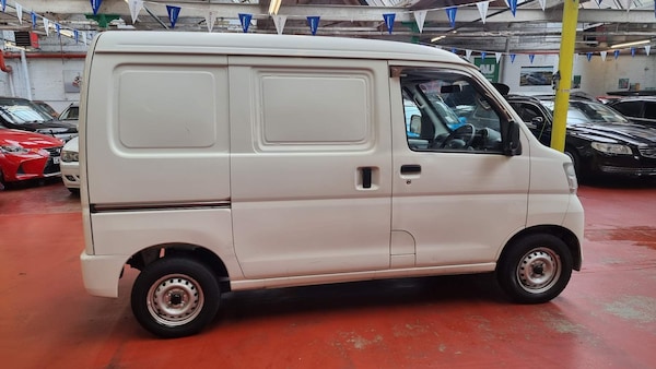 Used Daihatsu Hijet 2023 for sale - 76158825: Photo 26
