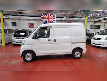 Used Daihatsu Hijet 2013 for sale - 76158825: Photo