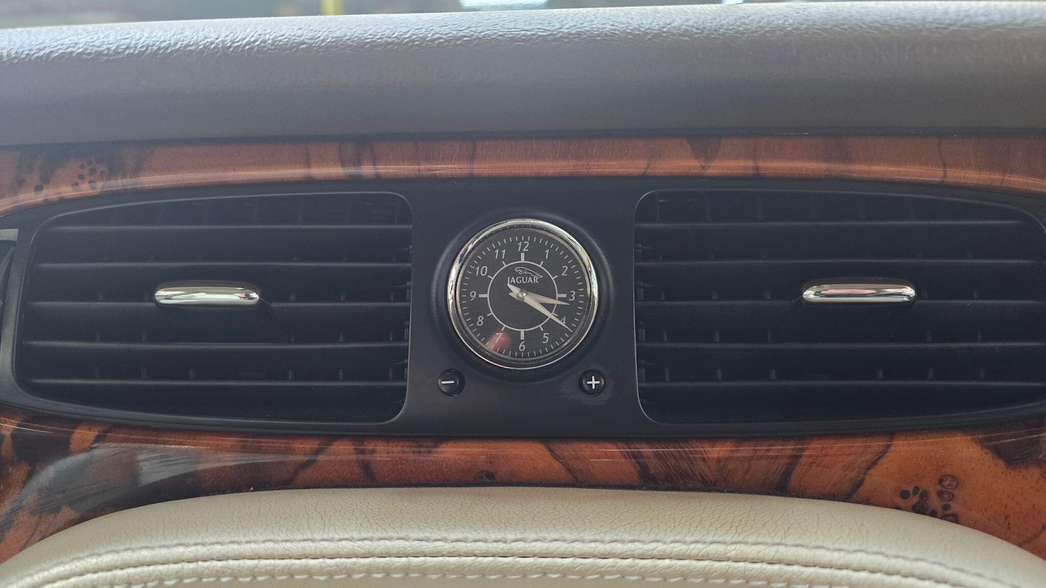 Used Jaguar XJ for sale - 78057641: Photo 10