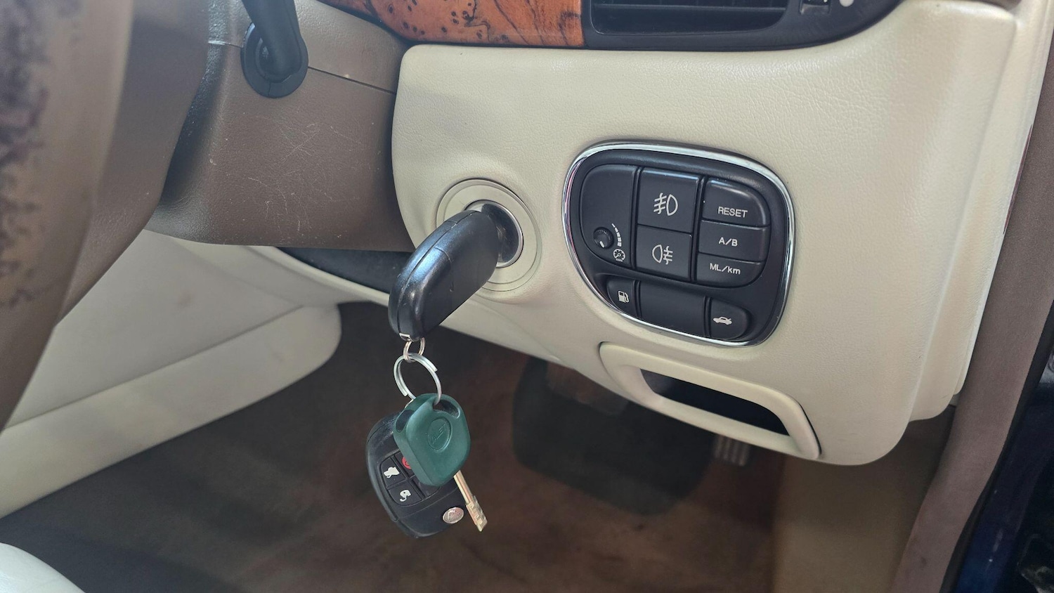 Used Jaguar XJ for sale - 78057641: Photo 12