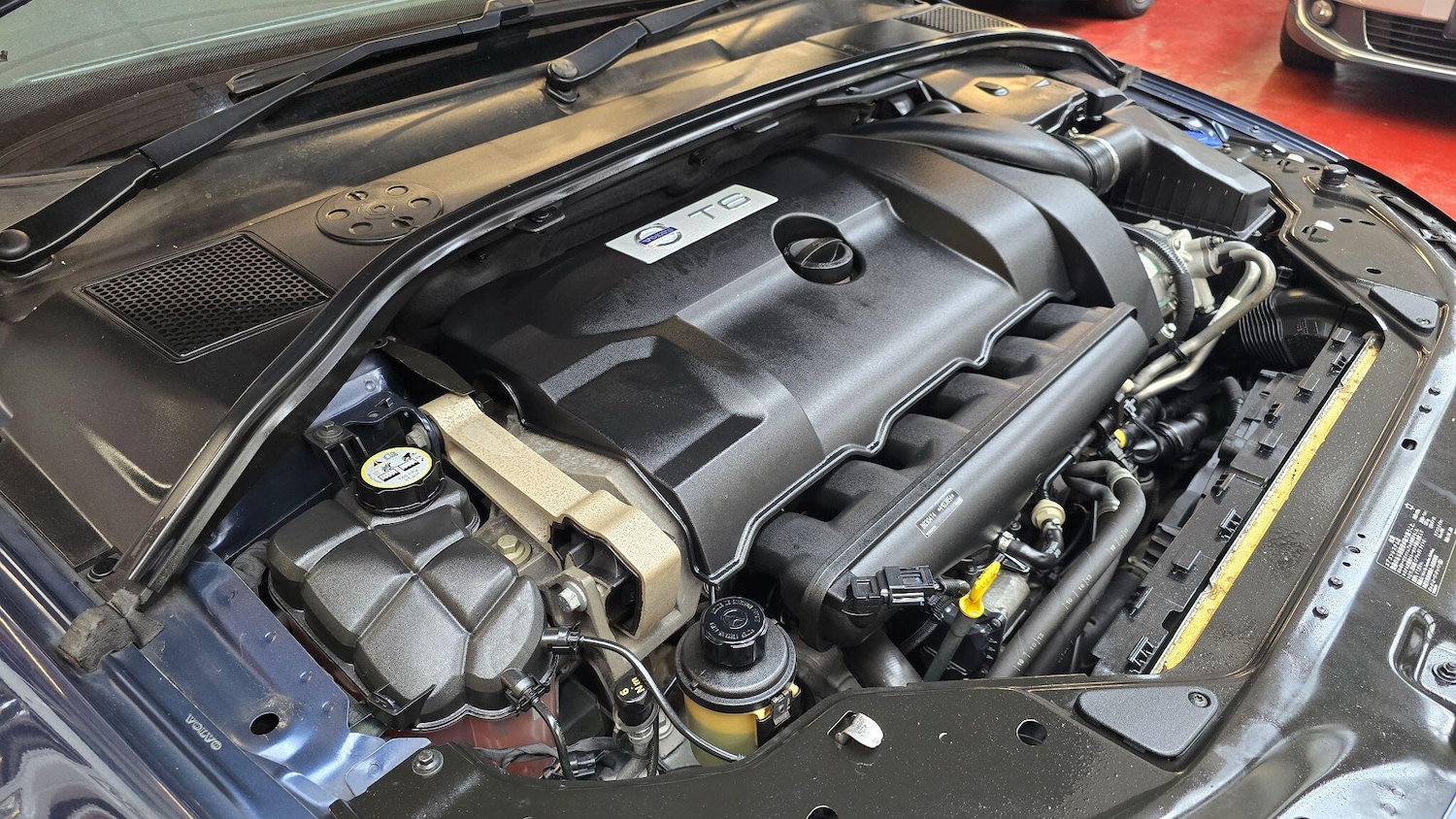 Used Volvo XC70 for sale - 78007299: Photo 28