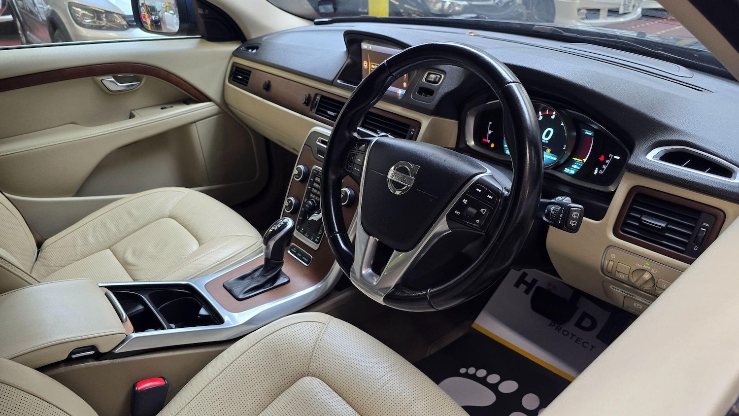 Used Volvo XC70 for sale - 78007299: Photo 5