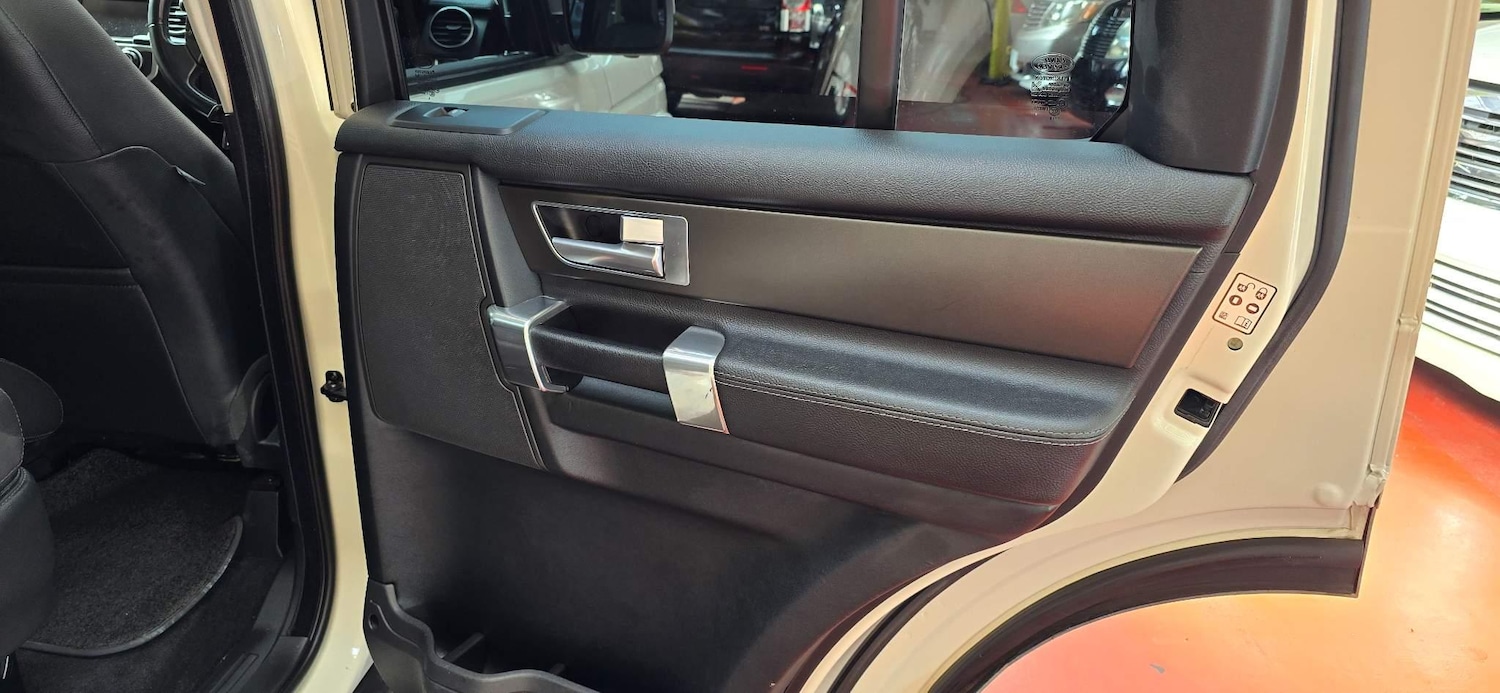 Used Land Rover Discovery 4 for sale - 76990508: Photo 24