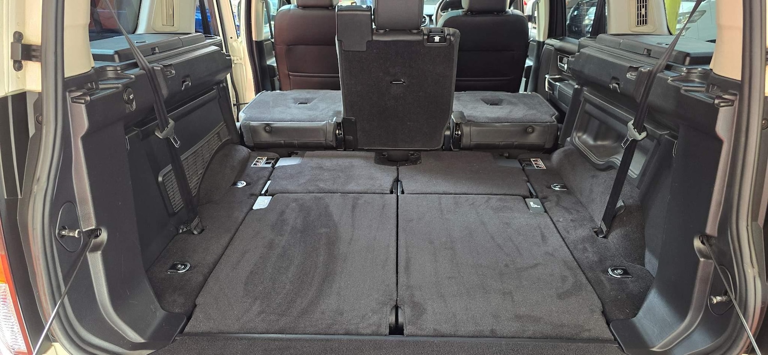 Used Land Rover Discovery 4 for sale - 76990508: Photo 36