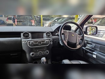 Used Land Rover Discovery 4 2010 for sale - 76990508: Photo