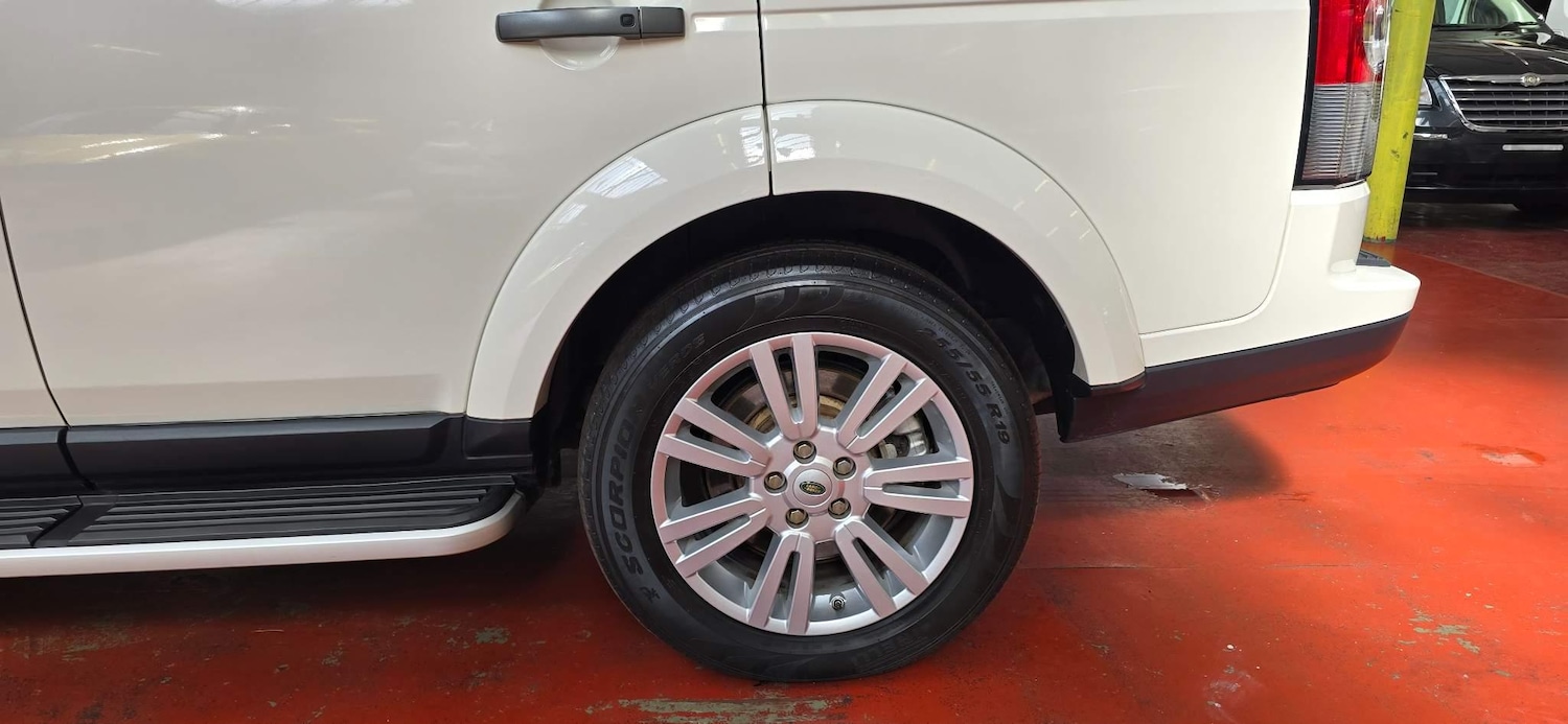 Used Land Rover Discovery 4 for sale - 76990508: Photo 50