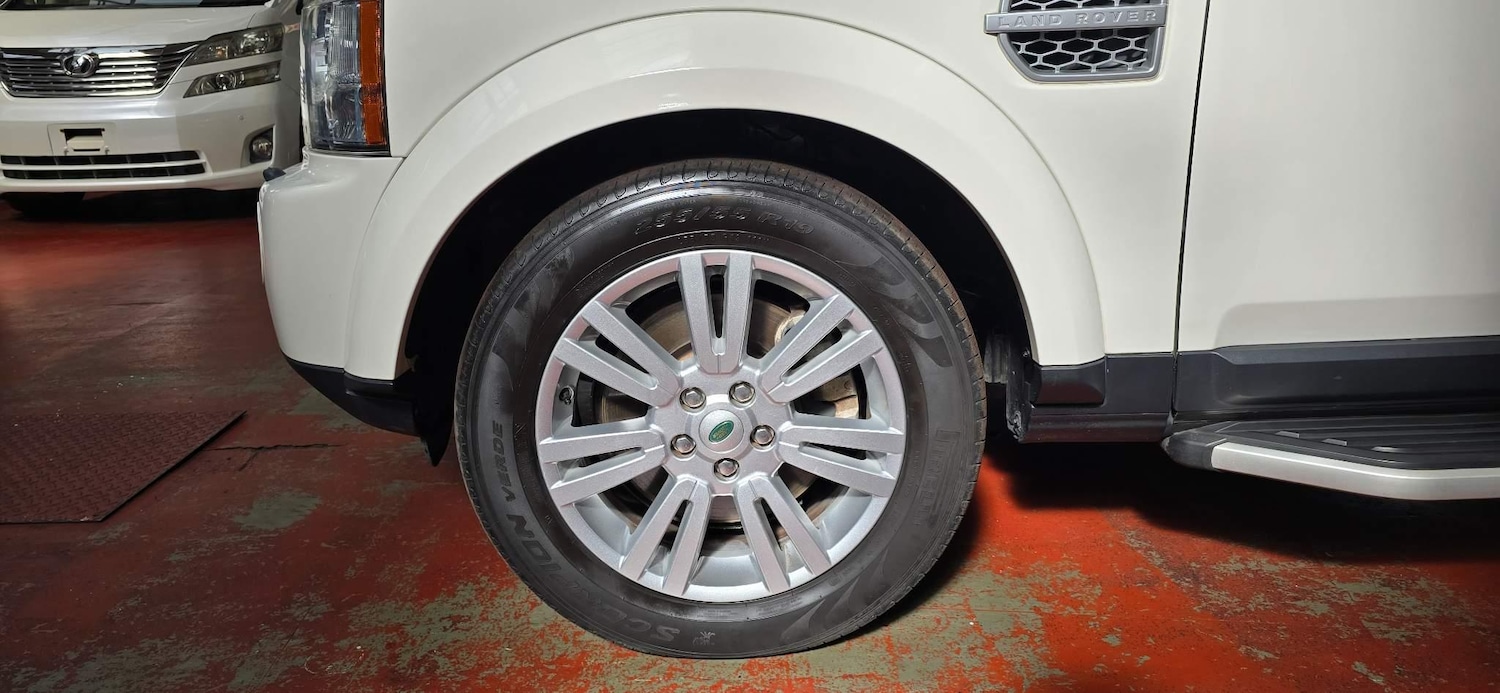 Used Land Rover Discovery 4 for sale - 76990508: Photo 51