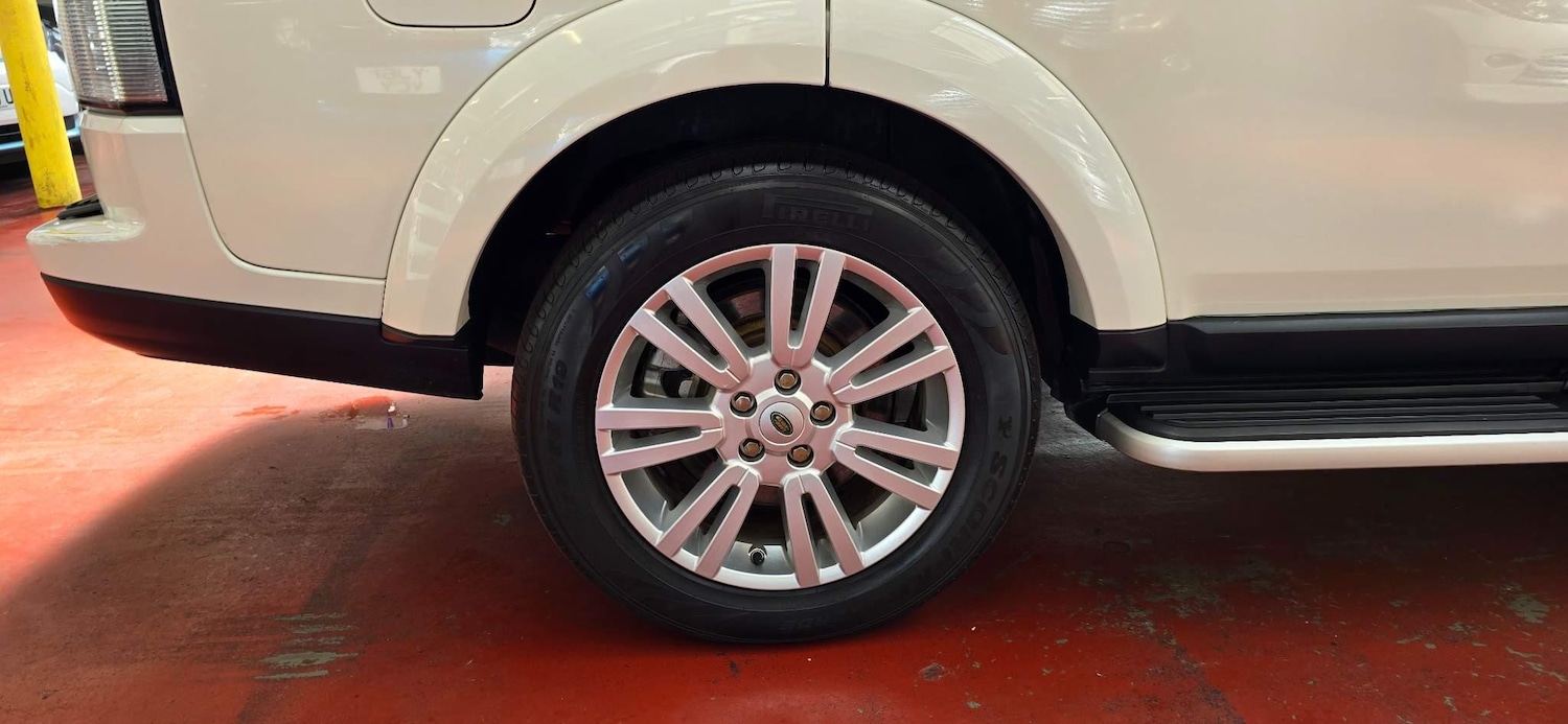 Used Land Rover Discovery 4 for sale - 76990508: Photo 53