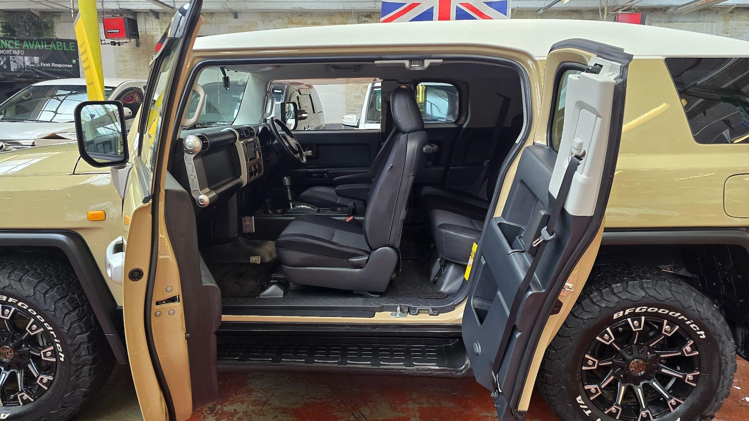 Used Toyota FJ Cruiser for sale - 77625547: Photo 13