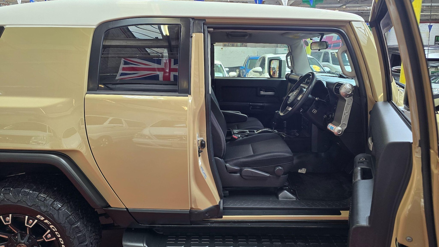 Used Toyota FJ Cruiser for sale - 77625547: Photo 5