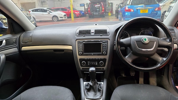 Used Skoda Octavia 2010 for sale - 75378014: Photo 4