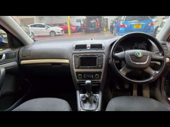 Used Skoda Octavia 2010 for sale - 75378014: Photo