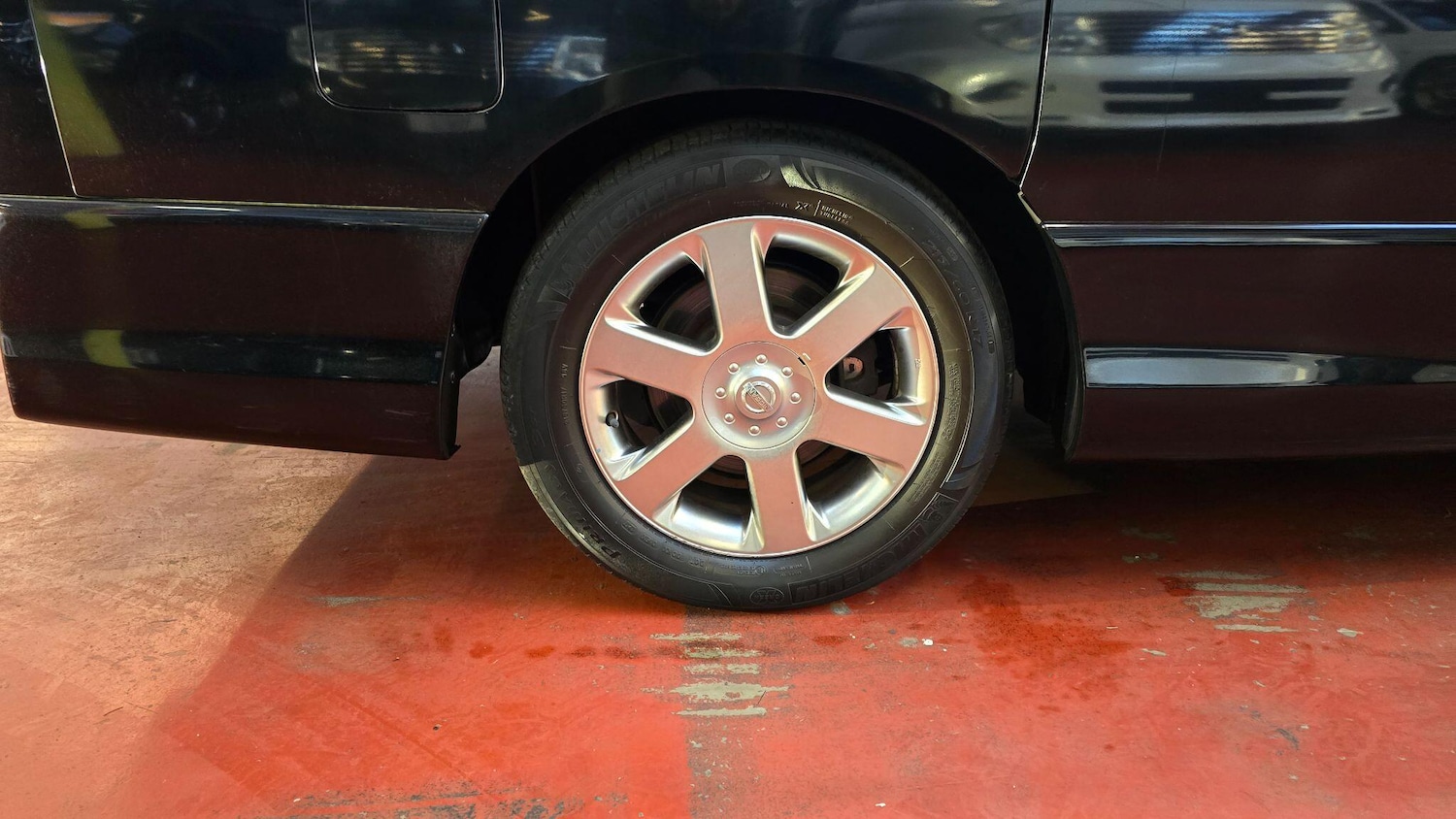 Used Nissan Elgrand for sale - 77091674: Photo 37