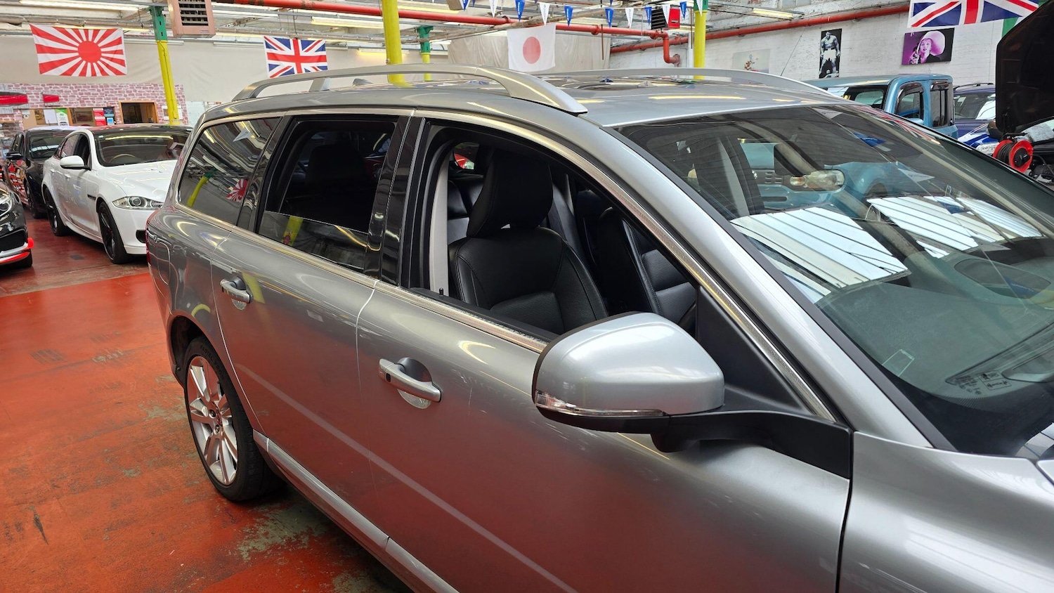 Used Volvo V70 2025 for sale - 76991017: Photo 35