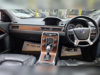 Used Volvo V70 2013 for sale - 76991017: Photo