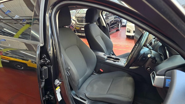 Used Jaguar XE for sale - 75578400: Photo 16