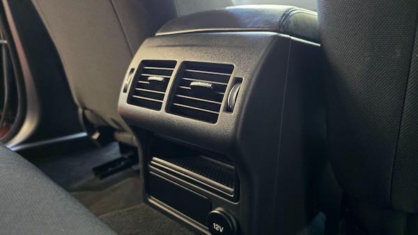 Used Jaguar XE for sale - 75578400: Photo 18