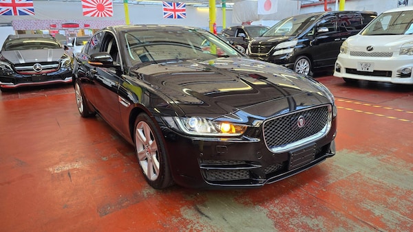 Used Jaguar XE for sale - 75578400: Photo 3