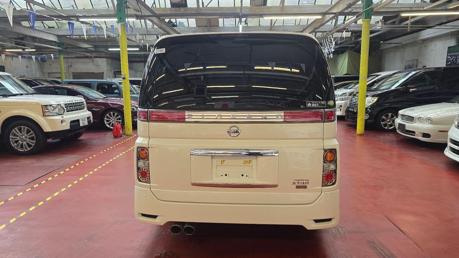 Used Nissan Elgrand for sale - 77175656: Photo 47