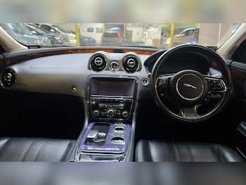 Used Jaguar XJ 2010 for sale - 79780352: Photo