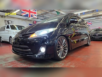 2023 (61) - 2.4 Auto 7 seats P doors Camera Leather 5-Door