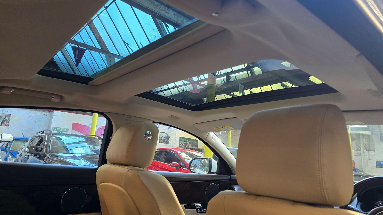 Used Jaguar XJ 2025 for sale - 77351554: Photo 30