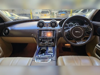 Used Jaguar XJ 2012 for sale - 77351554: Photo