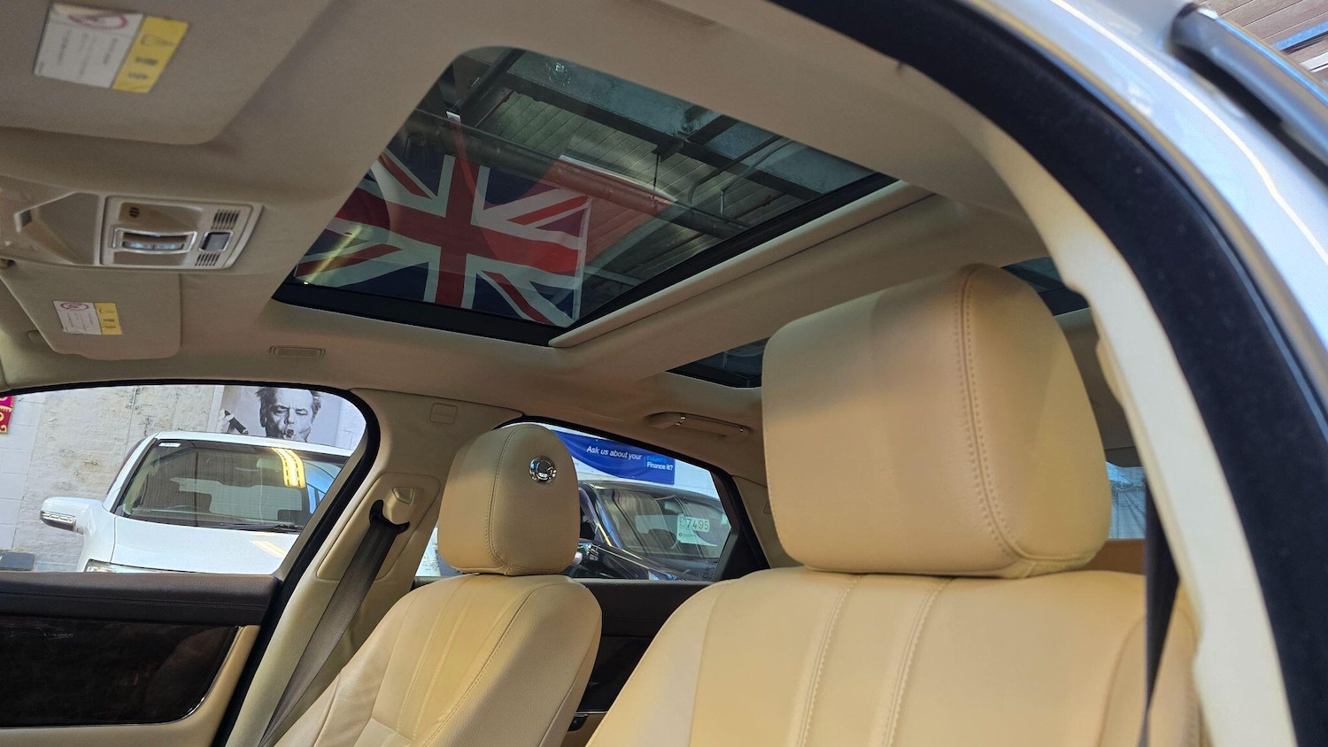 Used Jaguar XJ 2025 for sale - 77351554: Photo 7