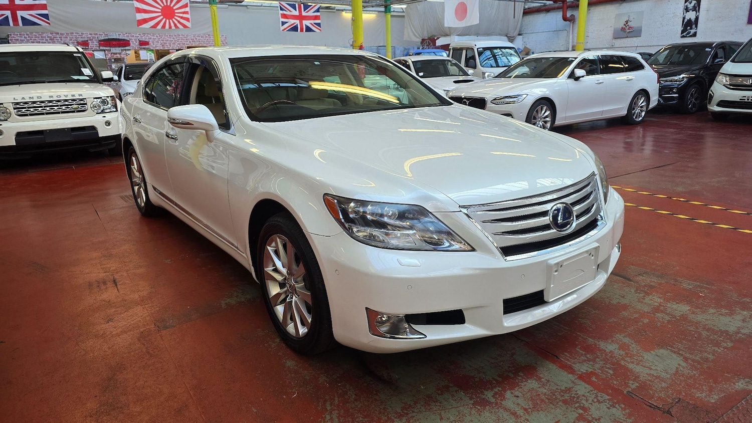 Used Lexus LS 2025 for sale - 77109903: Photo 3