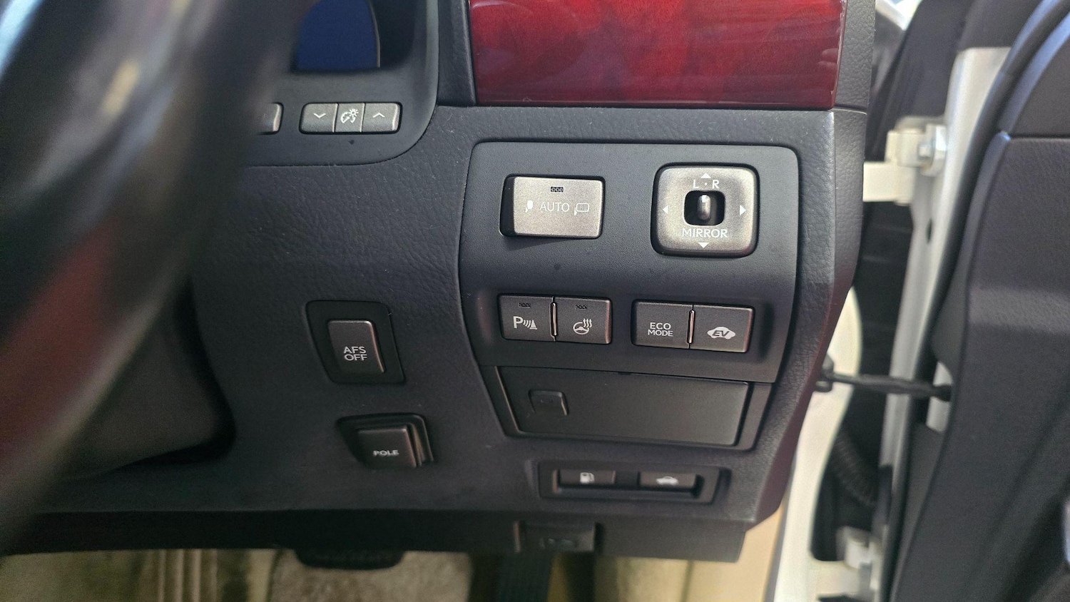 Used Lexus LS 2025 for sale - 77109903: Photo 8