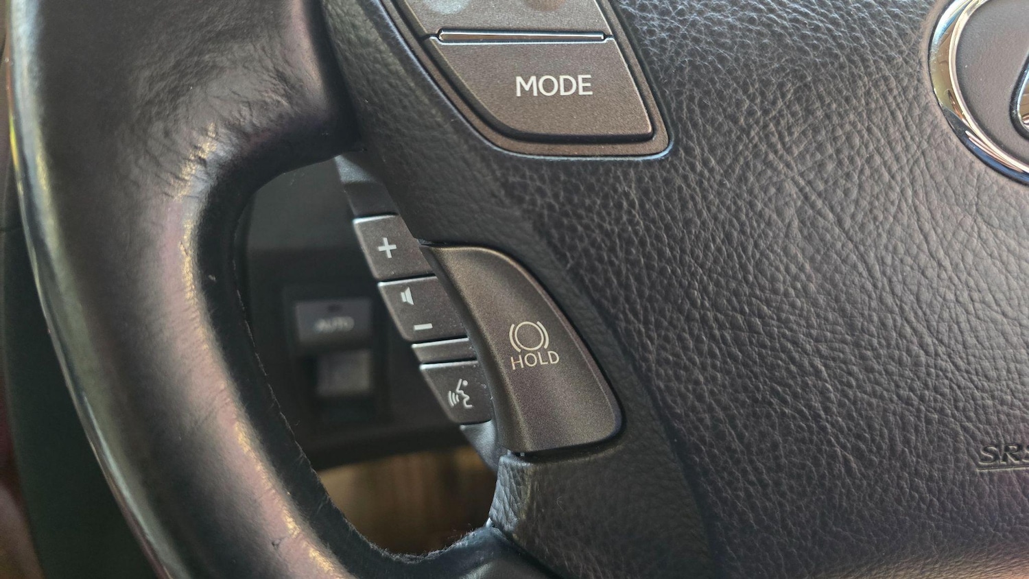 Used Lexus LS 2025 for sale - 77109903: Photo 9